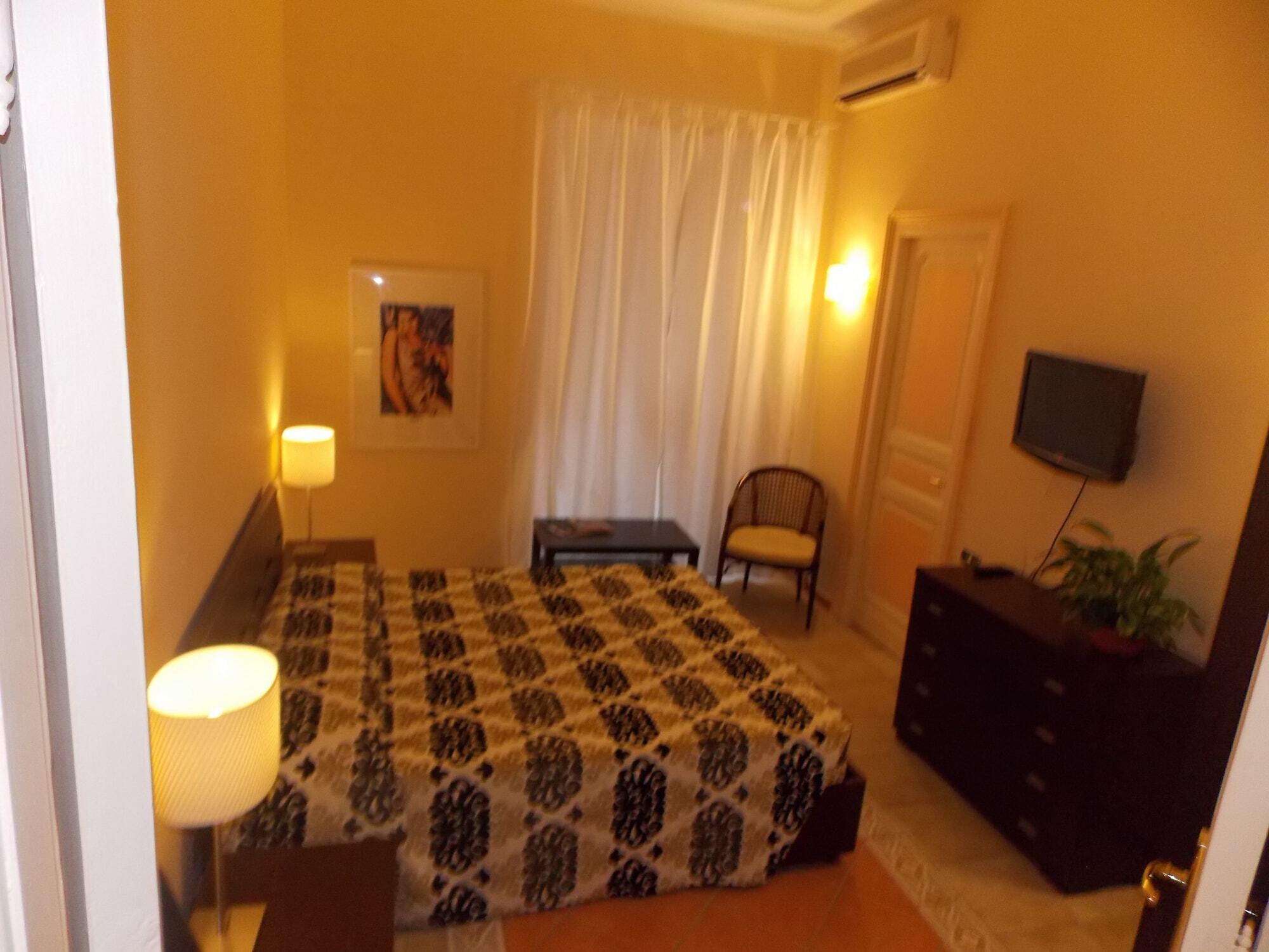 Glamour Center Of Pensionat 2*